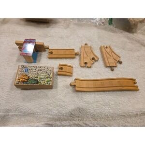 Thomas & Friends Wooden Train Track‎ Assorted 8 Piece Lot - Brio Compatible
